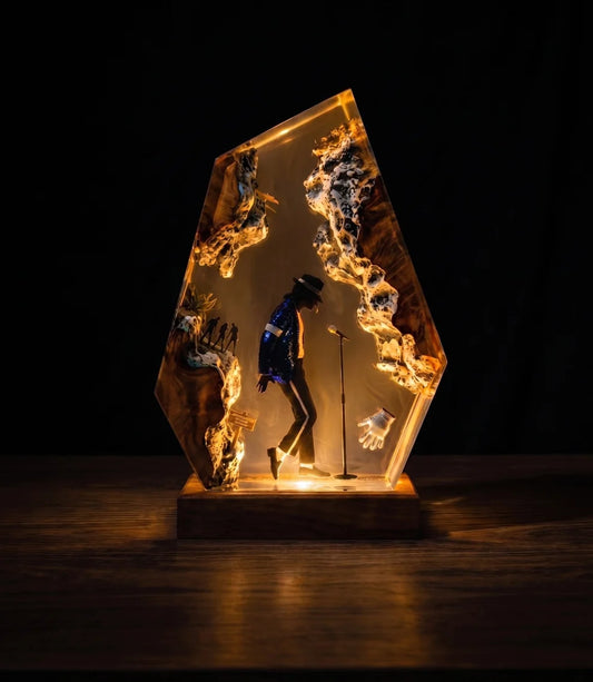 Lina Lamp - MJ